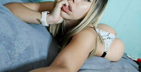 Foto di nudo di fuga di OnlyFans di Blondiiierose