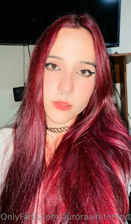 Foto di nudo di fuga di OnlyFans di Aurorawhitemodel