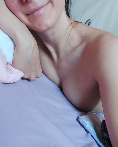 Foto di nudo di fuga di OnlyFans di Thetiniestbunny