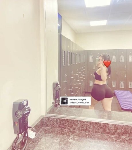 Foto di nudo di fuga di OnlyFans di Haleyszklarz