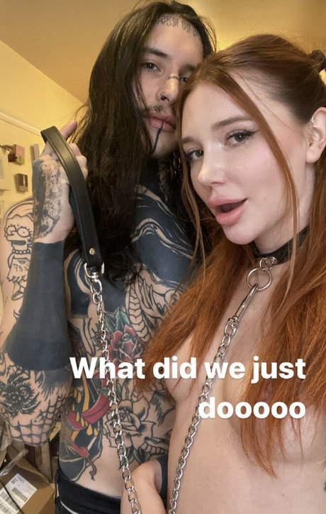 Foto di nudo di fuga di OnlyFans di Universal Angel