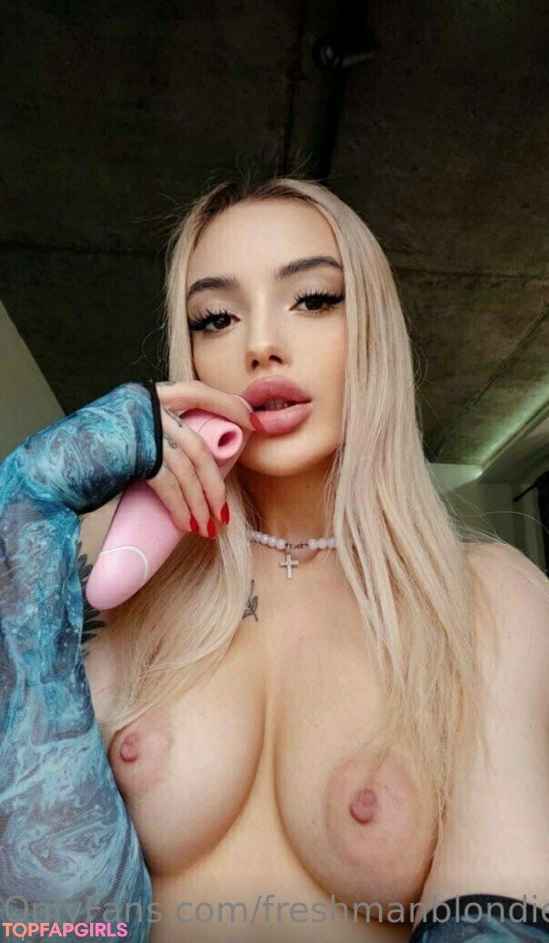 Foto di nudo di fuga di OnlyFans di Freshmanblondie18 #296 Foto di nudo di fuga di OnlyFans di Freshmanblondie18 #296