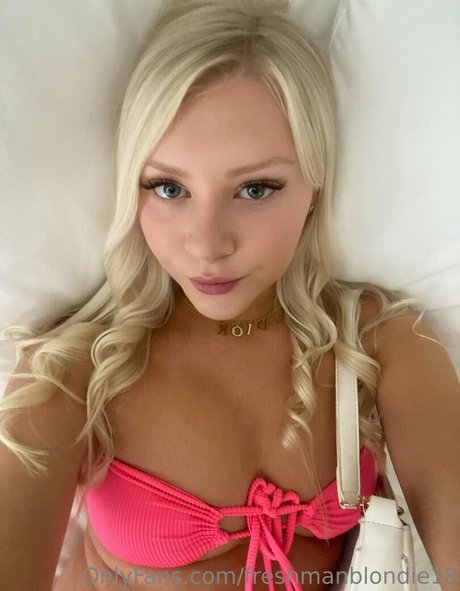 Freshmanblondie18