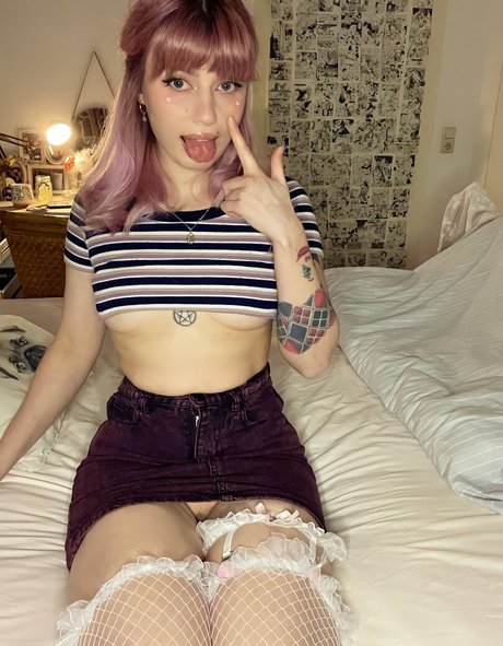 Foto di nudo di fuga di OnlyFans di Serenitylynx