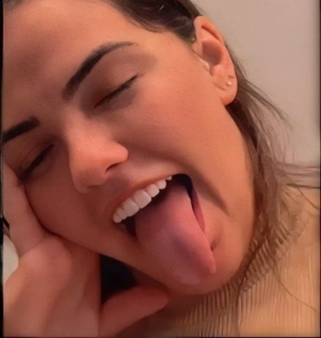 Foto di nudo di fuga di OnlyFans di Sunaika Bruna
