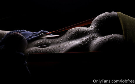 Foto di nudo di fuga di OnlyFans di Lobfree