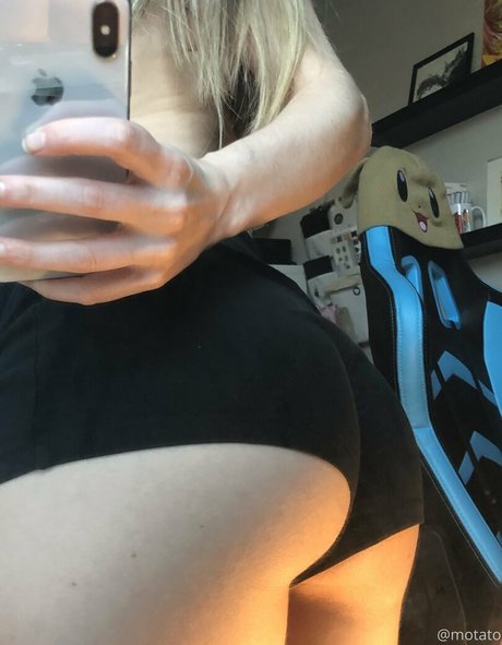 Foto di nudo di fuga di OnlyFans di Cuddlekink