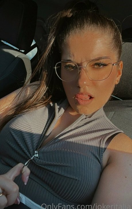 Foto di nudo di fuga di OnlyFans di Jokeritalia