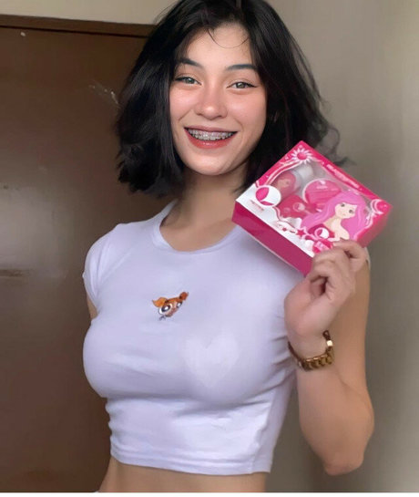 Foto di nudo di fuga di OnlyFans di Criselda Alvarez