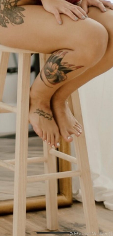 Daniiiielle_13