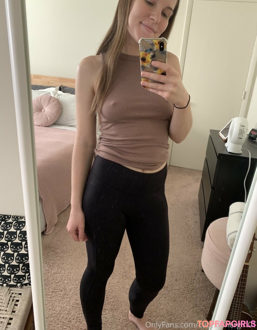 Foto di nudo di fuga di OnlyFans di Cutestonergirl01 #18 Foto di nudo di fuga di OnlyFans di Cutestonergirl01 #18