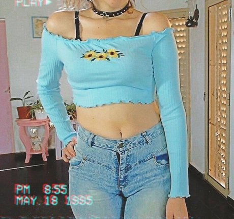 Foto di nudo di fuga di OnlyFans di Space Bunny