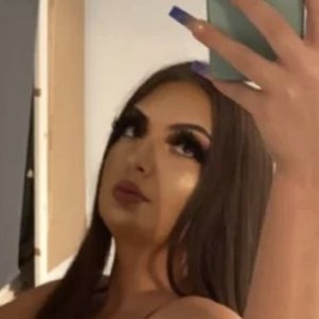 Foto di nudo di fuga di OnlyFans di Mistresssavvy