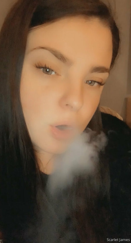 Foto di nudo di fuga di OnlyFans di Scarletjames301