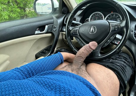 Foto di nudo di fuga di OnlyFans di Tylerbandsome