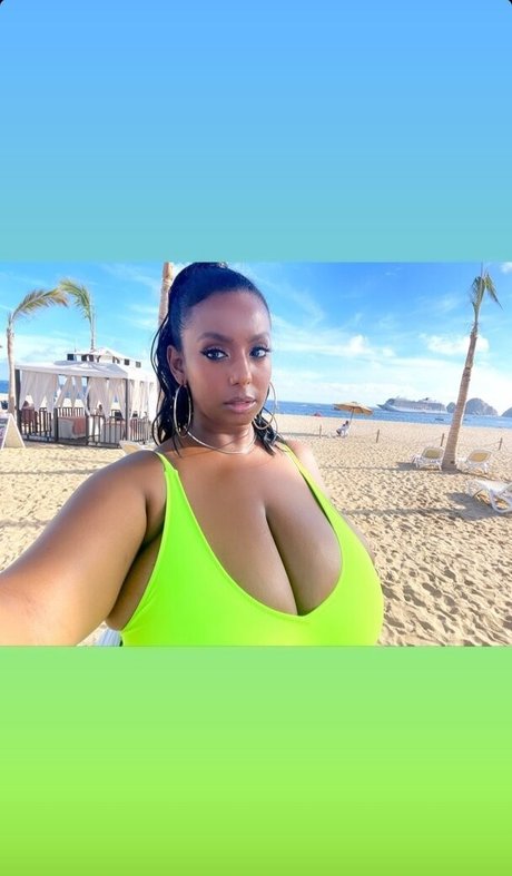 Foto di nudo di fuga di OnlyFans di Marta Ethio