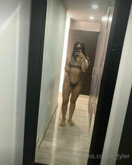 Foto di nudo di fuga di OnlyFans di Laurenscoott