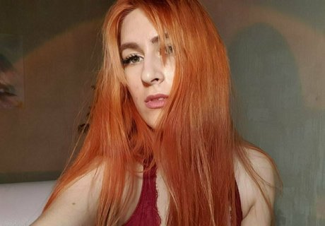 Foto di nudo di fuga di OnlyFans di Rebekkaredfox