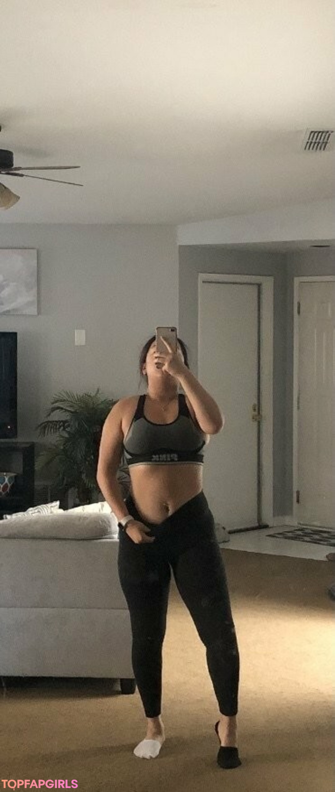 Foto di nudo di fuga di OnlyFans di Asianbbygirl18 #16 Foto di nudo di fuga di OnlyFans di Asianbbygirl18 #16