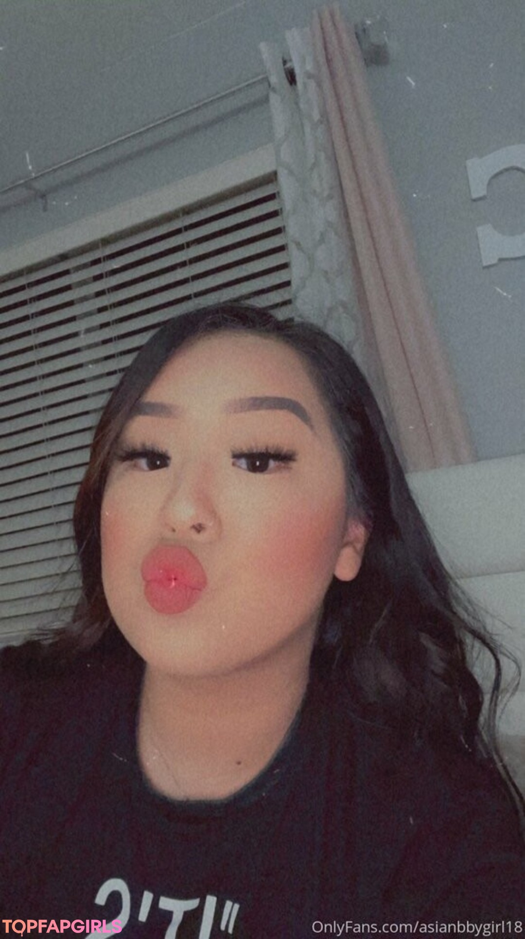 Foto di nudo di fuga di OnlyFans di Asianbbygirl18 #40 Foto di nudo di fuga di OnlyFans di Asianbbygirl18 #40