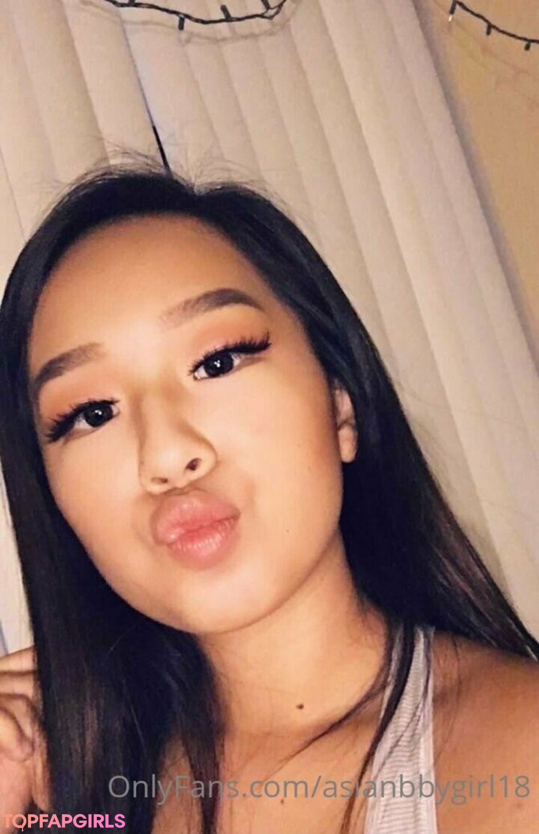 Foto di nudo di fuga di OnlyFans di Asianbbygirl18 #97 Foto di nudo di fuga di OnlyFans di Asianbbygirl18 #97