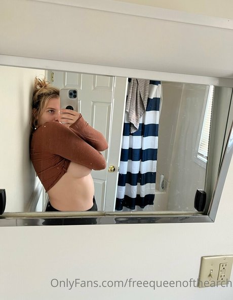 Foto di nudo di fuga di OnlyFans di Missemily022free