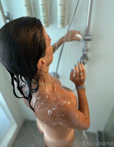 Foto di nudo di fuga di OnlyFans di Maryburke