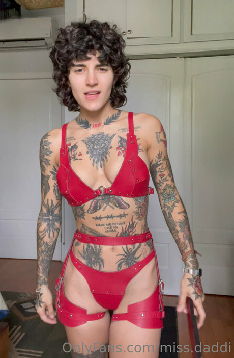 Foto di nudo di fuga di OnlyFans di Yourfavoritetomboy