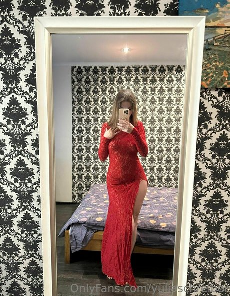 Foto di nudo di fuga di OnlyFans di Yuliaschreiber
