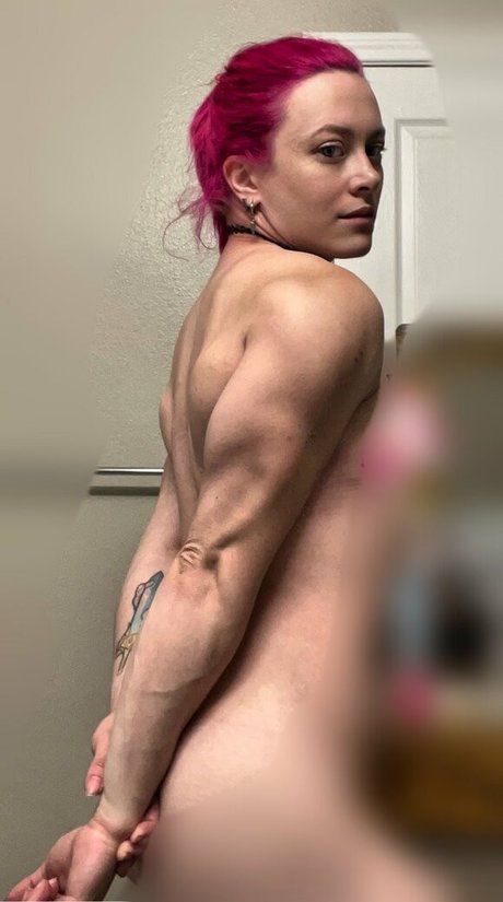 Foto di nudo di fuga di OnlyFans di Claire Max
