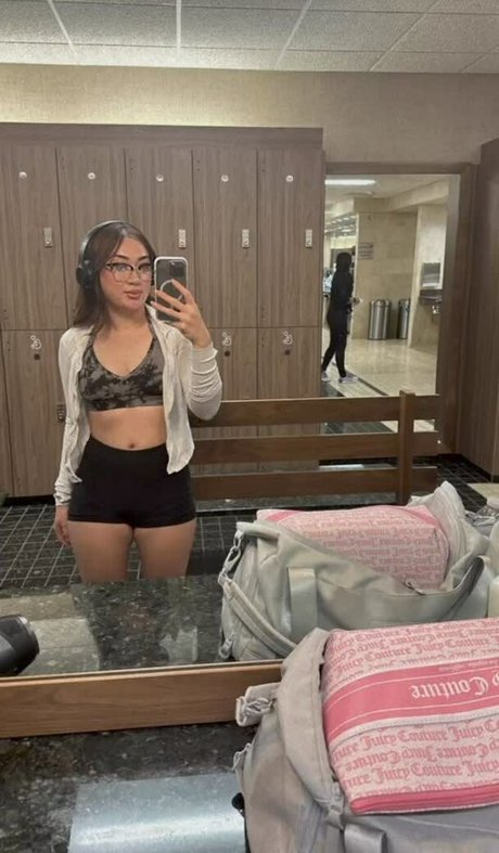 Asianbootygirl
