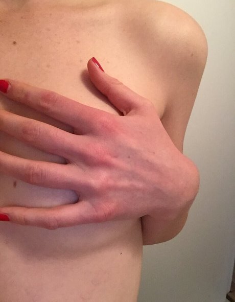 Foto di nudo di fuga di OnlyFans di Bonnie Wright