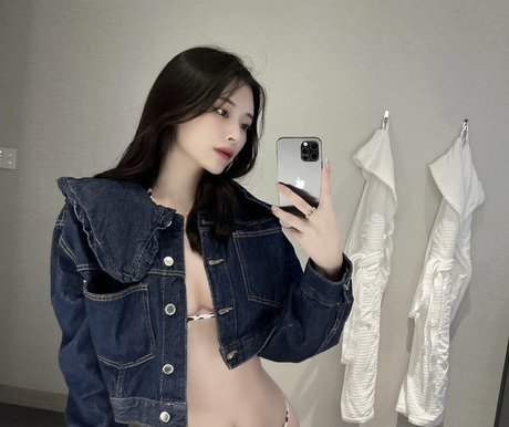 Foto di nudo di fuga di OnlyFans di Minachimaru