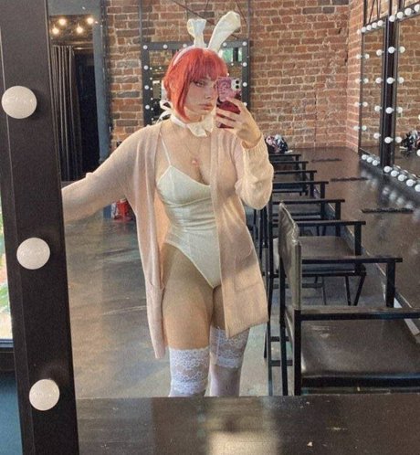 Foto di nudo di fuga di OnlyFans di Miagreentea