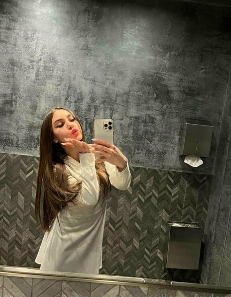 Foto di nudo di fuga di OnlyFans di Dianafoxley