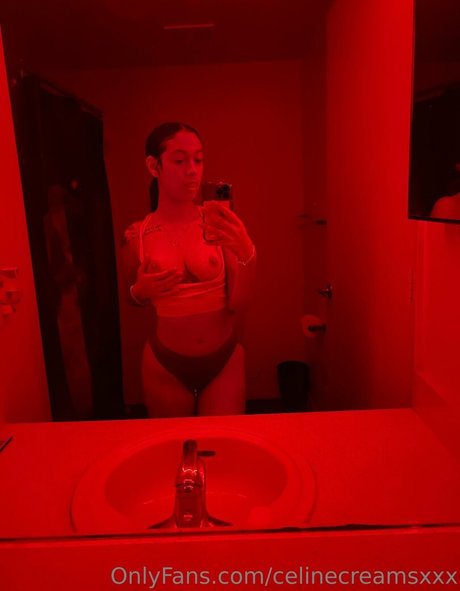 Foto di nudo di fuga di OnlyFans di Dominicancelina