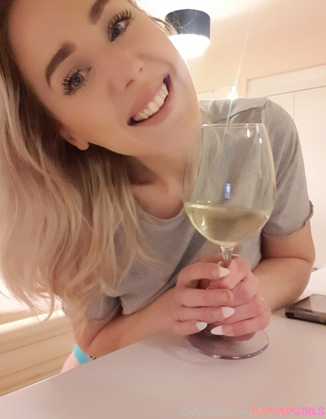 Foto di nudo di fuga di OnlyFans di Ashley Ashton #708 Foto di nudo di fuga di OnlyFans di Ashley Ashton #708