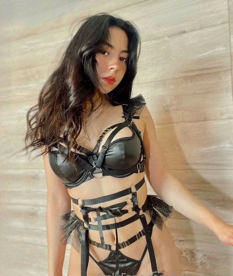Foto di nudo di fuga di OnlyFans di Katy Gamez
