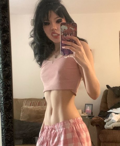 Foto di nudo di fuga di OnlyFans di Dracuina