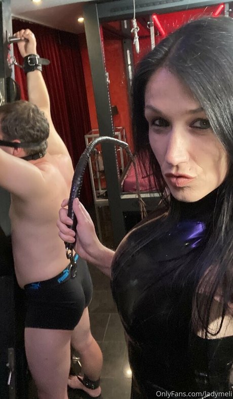 Foto di nudo di fuga di OnlyFans di Melideluxe