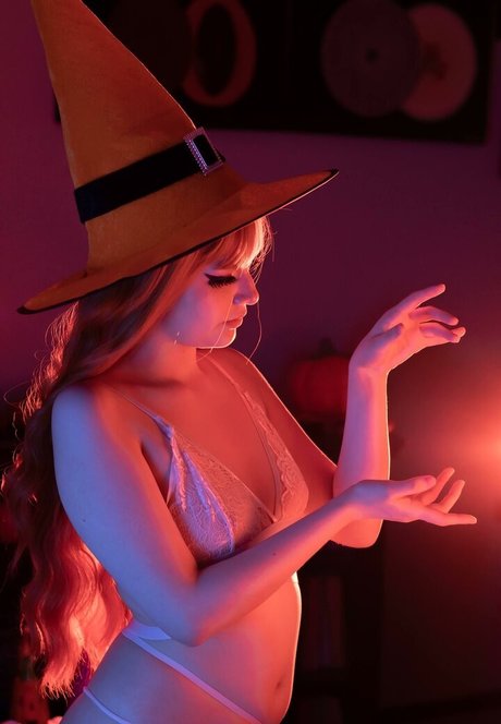Foto di nudo di fuga di OnlyFans di Rainbow Bonny