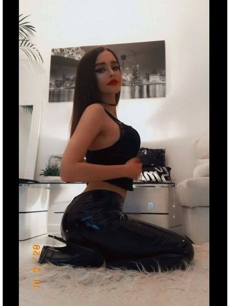 Foto di nudo di fuga di OnlyFans di Olivka648