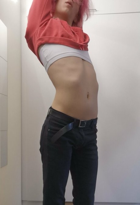Foto di nudo di fuga di OnlyFans di Lilytgirl