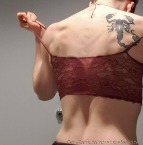Foto di nudo di fuga di OnlyFans di Redsreferences