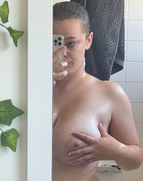 Foto di nudo di fuga di OnlyFans di Bitterbritt