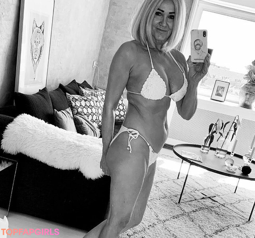 Foto di nudo di fuga di OnlyFans di Danish Woman Style #445 Foto di nudo di fuga di OnlyFans di Danish Woman Style #445