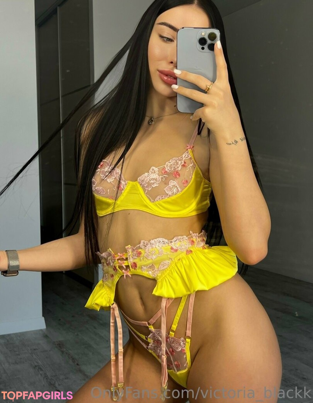 Foto di nudo di fuga di OnlyFans di Victoriablackk #42 Foto di nudo di fuga di OnlyFans di Victoriablackk #42