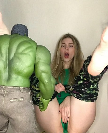 Foto di nudo di fuga di OnlyFans di Larafrosty