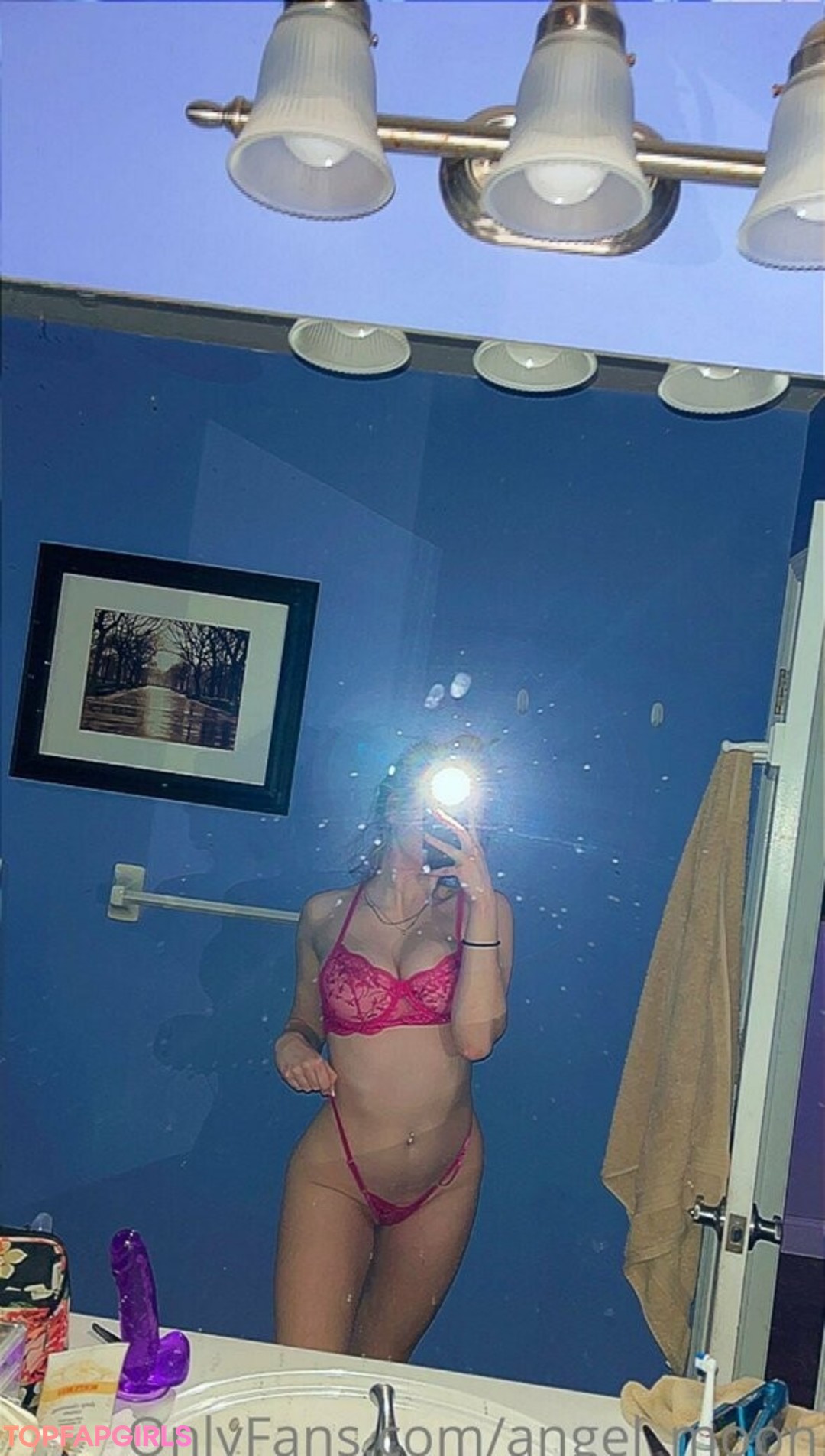 Foto di nudo di fuga di OnlyFans di Angel Moon #27 Foto di nudo di fuga di OnlyFans di Angel Moon #27