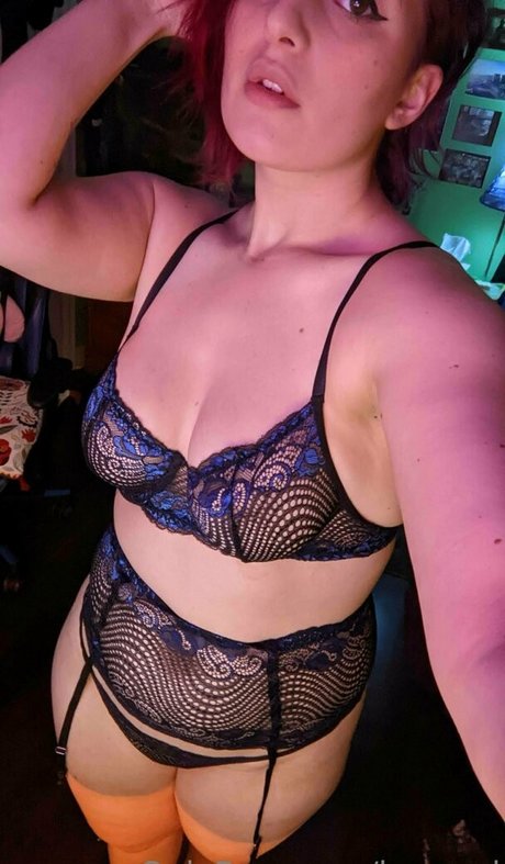 Foto di nudo di fuga di OnlyFans di Baeged